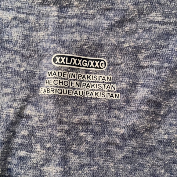 🎉HP4/5🎉NWT Women’s XXL NFL NY Giants V-Neck Tee - Picture 4 of 5